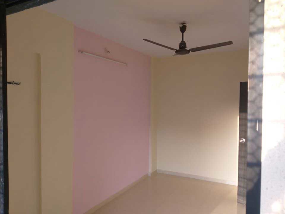 1-BHK-flat-for-sale-bhosale-nagar-badlapur-east-bedroom