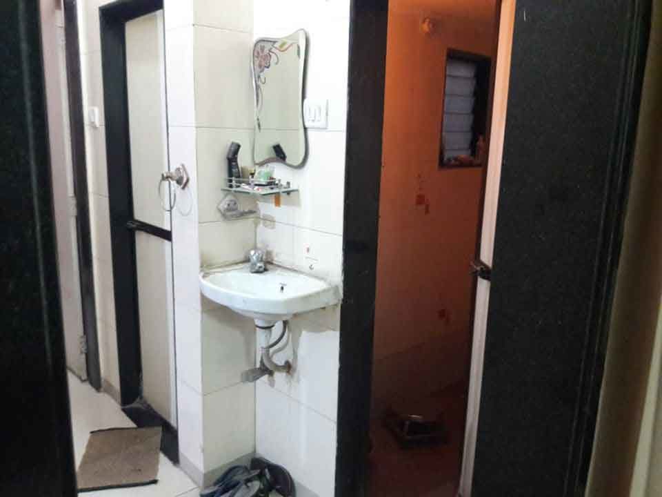 1bhk-Flat-for-sale-in-belavali-badlapur-bathroom