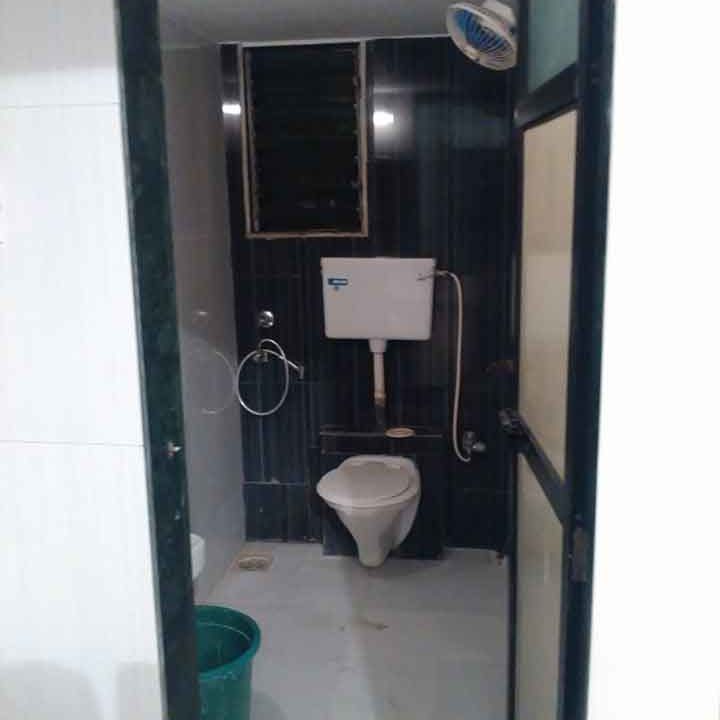 2-BHK-FLAT-FOR-SELL-hendre-pada-Badlapur-West-bathroom