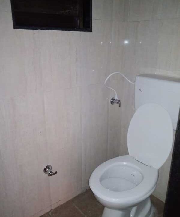 1BHK flat for sale in Badlapur east with all amenities bathroom image